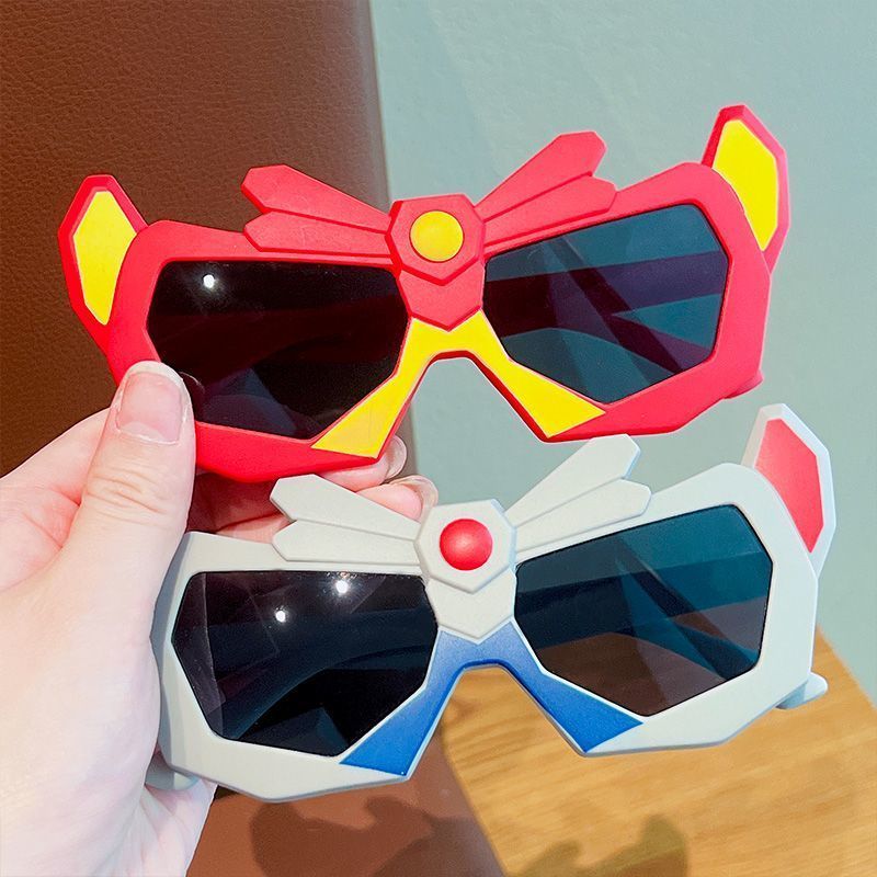 Sunglasses & Eyewear