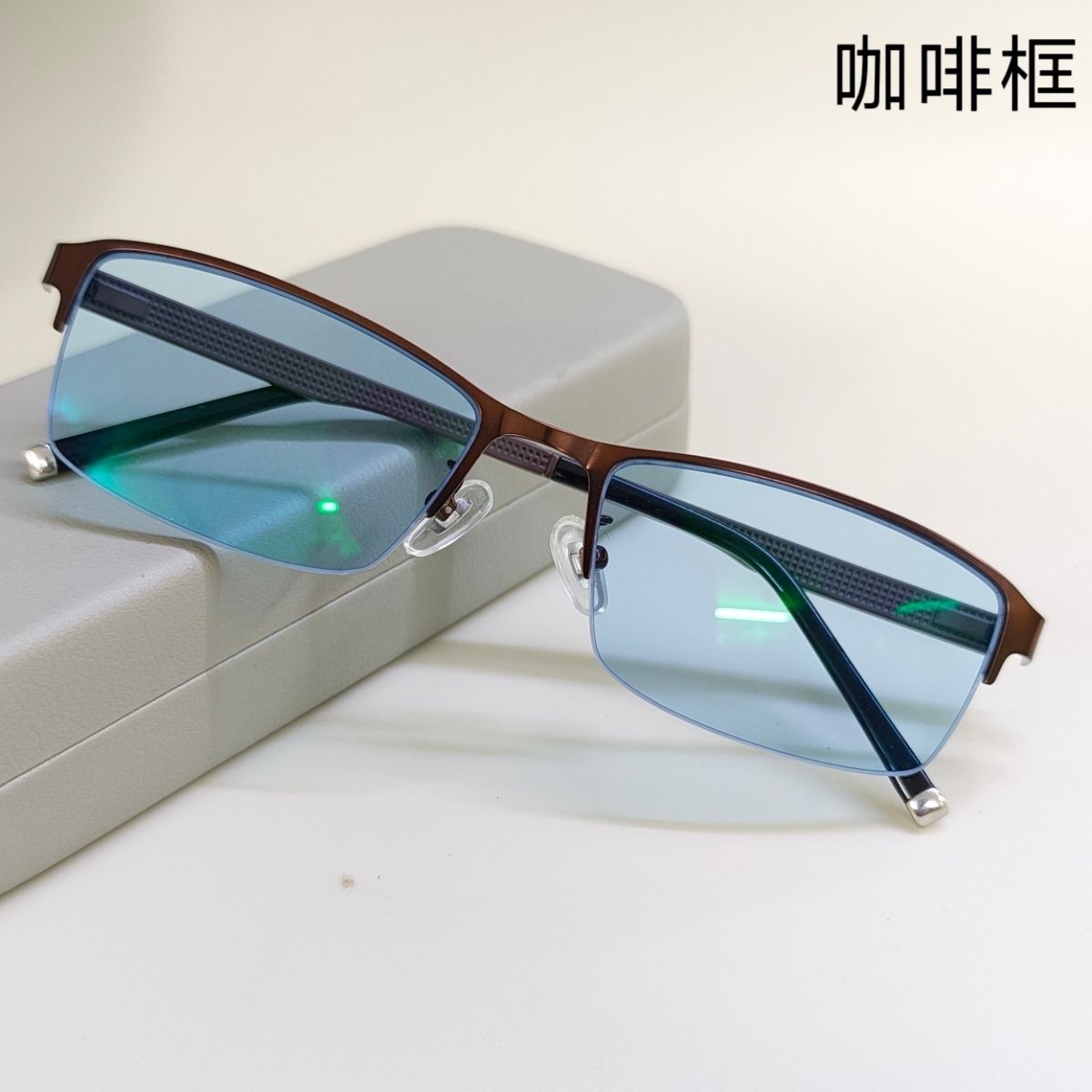Sunglasses & Eyewear